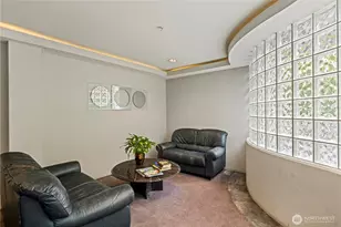 601 W Mercer Pl, Seattle, WA 98119 - Photo 24