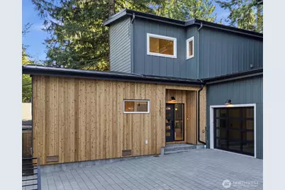 13351 25th Avenue NE, Seattle, WA 98125 - Photo 2