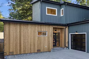 13351 25th Ave NE, Seattle, WA 98125 - Photo 2