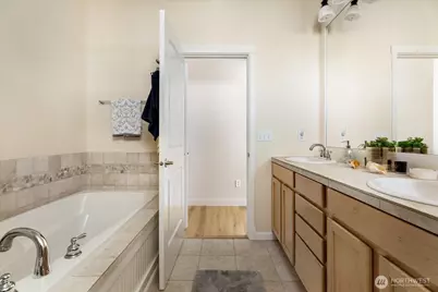 1402 Starview Court, Freeland, WA 98249 - Photo 14