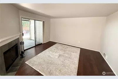 12229 100th Avenue NE #A-109, Kirkland, WA 98034 - Photo 2