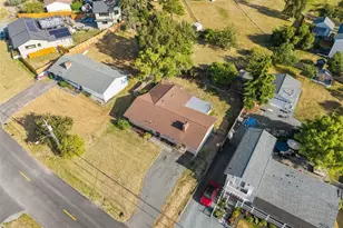 705 NE 6th St, Coupeville, WA 98236 - Photo 36