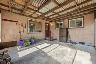 705 NE 6th St, Coupeville, WA 98236 - Photo 26