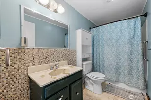 705 NE 6th St, Coupeville, WA 98236 - Photo 18