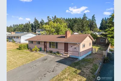 705 NE 6th Street, Coupeville, WA 98236 - Photo 2