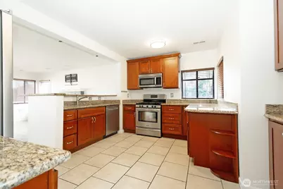 702 N Mullen Street, Tacoma, WA 98406 - Photo 8