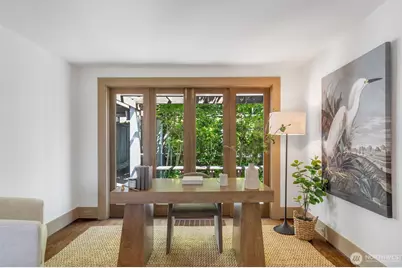 370 Highland Drive, Seattle, WA 98109 - Photo 6