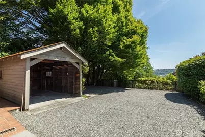 370 Highland Drive, Seattle, WA 98109 - Photo 30