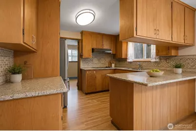 10406 55th Avenue S, Seattle, WA 98178 - Photo 14