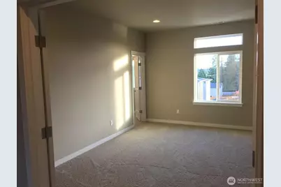 634 NW Gardenia Way, Bremerton, WA 98311 - Photo 8