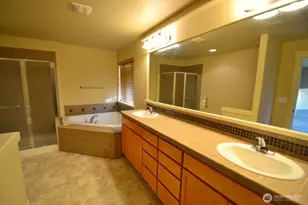 22702 43rd Dr SE, Bothell, WA 98021 - Photo 10