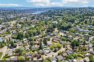 3310 9th Ave W, Seattle, WA 98119 - Photo 34