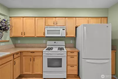 6445 James Avenue SE #B, Auburn, WA 98092 - Photo 10