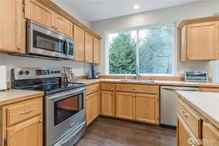 11300 174th Ave Ct E, Bonney Lake, WA 98391 - Photo 14