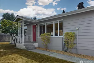 10527 Beardslee Blvd, Bothell, WA 98011 - Photo 1