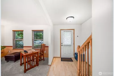 911 Sarah Court NW, Olympia, WA 98502 - Photo 4