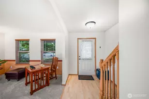 911 Sarah Ct NW, Olympia, WA 98502 - Photo 4