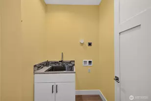 4402 E Ave, Anacortes, WA 99221 - Photo 30