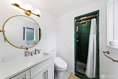 310 Pine Street, Edmonds, WA 98020 - Photo 24