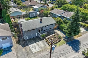 310 Pine St, Edmonds, WA 98020 - Photo 34
