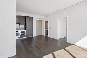 2510 6th St, Seattle, WA 98121 - Photo 10