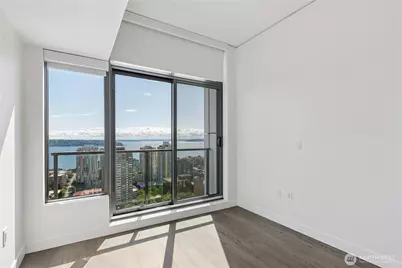 2510 6th Avenue #2705, Seattle, WA 98121 - Photo 12