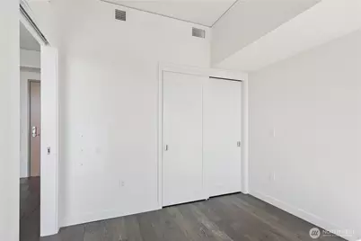 2510 6th Avenue #2705, Seattle, WA 98121 - Photo 14