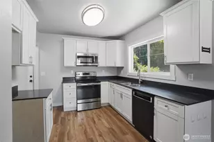 1041 Mitchell Ave, Port Orchard, WA 98366 - Photo 10