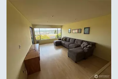 3661 24th Place W #306, Seattle, WA 98199 - Photo 8