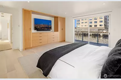 2241 Fairview Avenue E #B, Seattle, WA 98102 - Photo 10