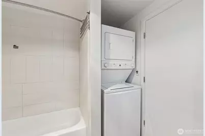 1620 Belmont Avenue #423, Seattle, WA 98122 - Photo 10