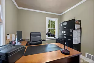 23042 NE 8th St, Sammamish, WA 98074 - Photo 14