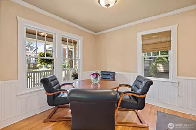 23042 NE 8th Street, Sammamish, WA 98074 - Photo 10