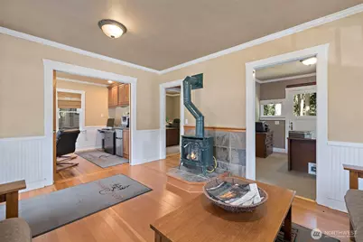 23042 NE 8th Street, Sammamish, WA 98074 - Photo 8