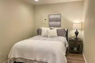 23042 NE 8th St, Sammamish, WA 98074 - Photo 26