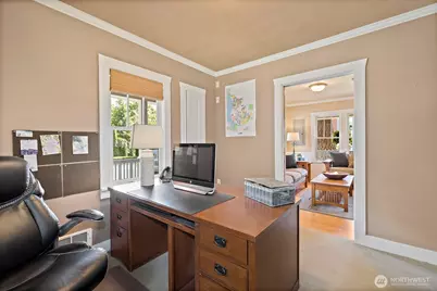 23042 NE 8th Street, Sammamish, WA 98074 - Photo 16
