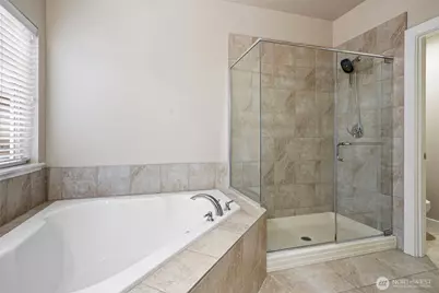 15372 SE 160th Place, Renton, WA 98058 - Photo 30