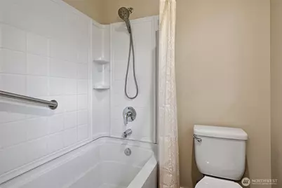 15372 SE 160th Place, Renton, WA 98058 - Photo 8
