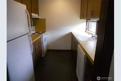 1304 63rd Street SE #1/2, Everett, WA 98203 - Photo 2