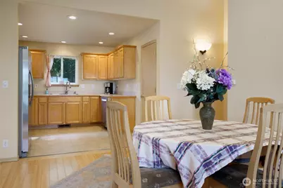 744 Shelter Bay Dr, La Conner, WA 98257 - Photo 8