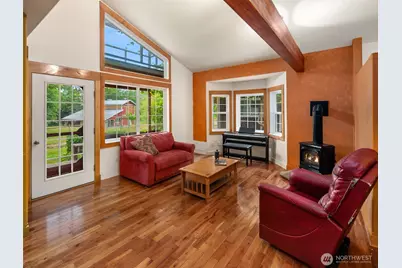 10133 SW 204th Avenue, Vashon, WA 98070 - Photo 2