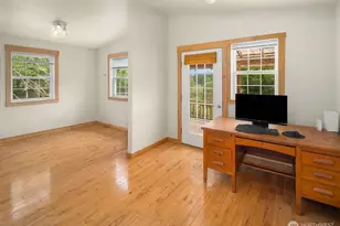 10133 SW 204th St, Vashon, WA 98070 - Photo 12