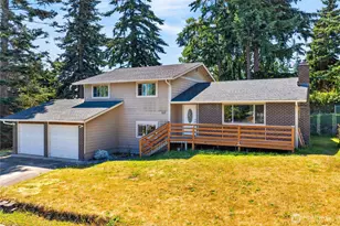 1113 SW 2nd Ave, Oak Harbor, WA 98277 - Photo 1