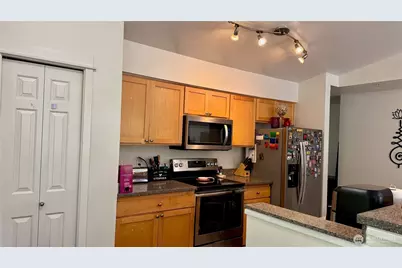 2009 196 Street SE #D304, Bothell, WA 98012 - Photo 6