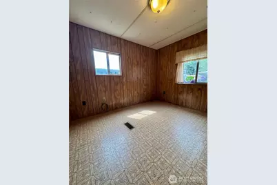 2210 Old Highway 99 Road S #9, Mount Vernon, WA 98273 - Photo 14