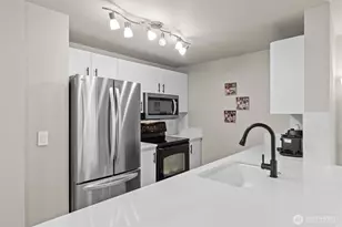 12404 E Gibson Rd, Everett, WA 98204 - Photo 2