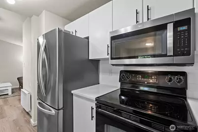 12404 E Gibson Road #K303, Everett, WA 98204 - Photo 4