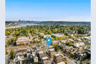 4514 A Corliss Avenue N, Seattle, WA 98103 - Photo 24