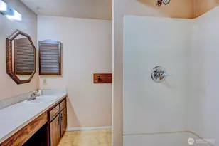5927 147th St SW, Edmonds, WA 98026 - Photo 12