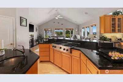 30822 36th Court SW, Federal Way, WA 98003 - Photo 16